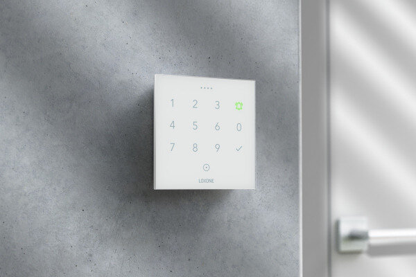 NFC Code Touch Tree Signalweiß